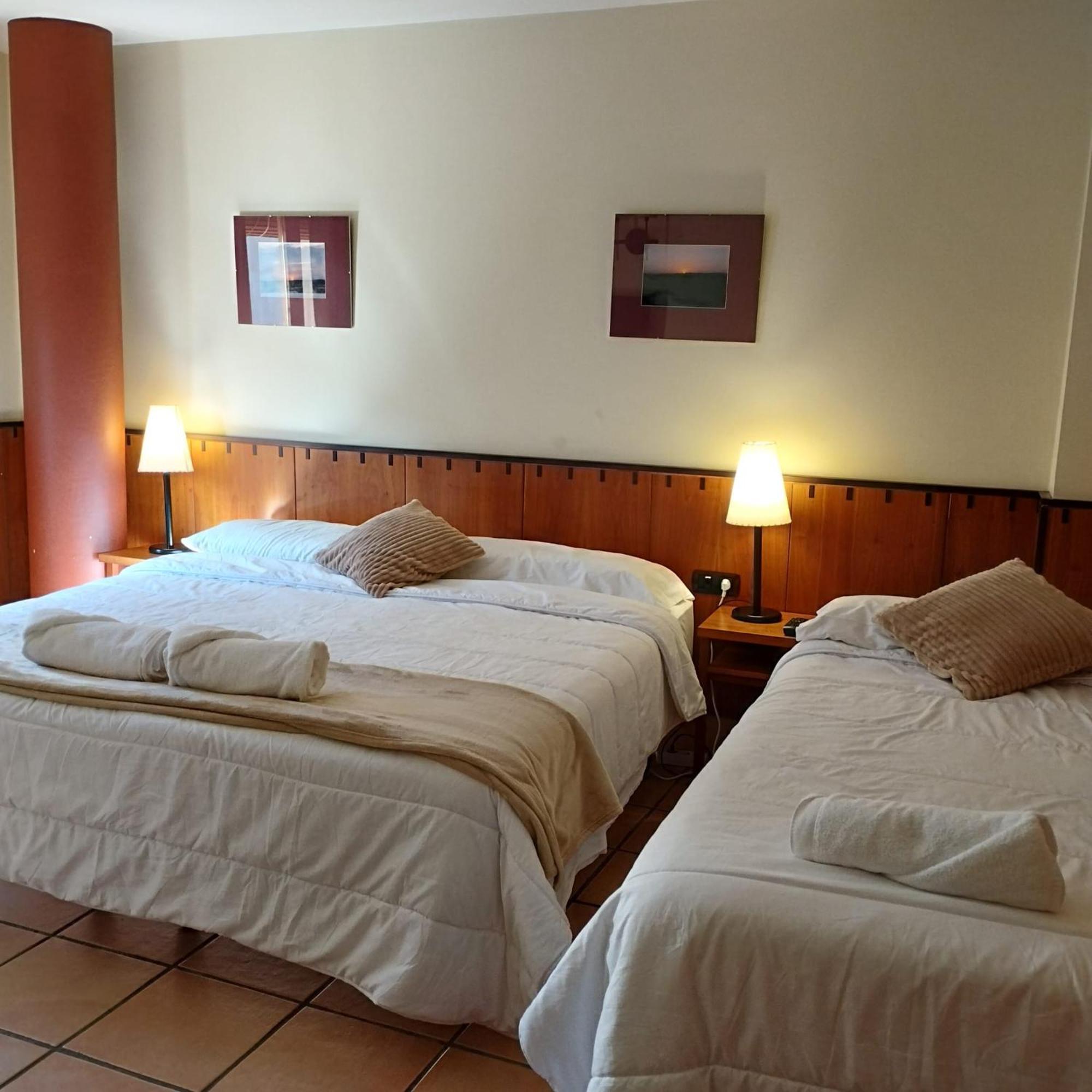Hostal Tastavins Peñarroya de Tastavins Extérieur photo