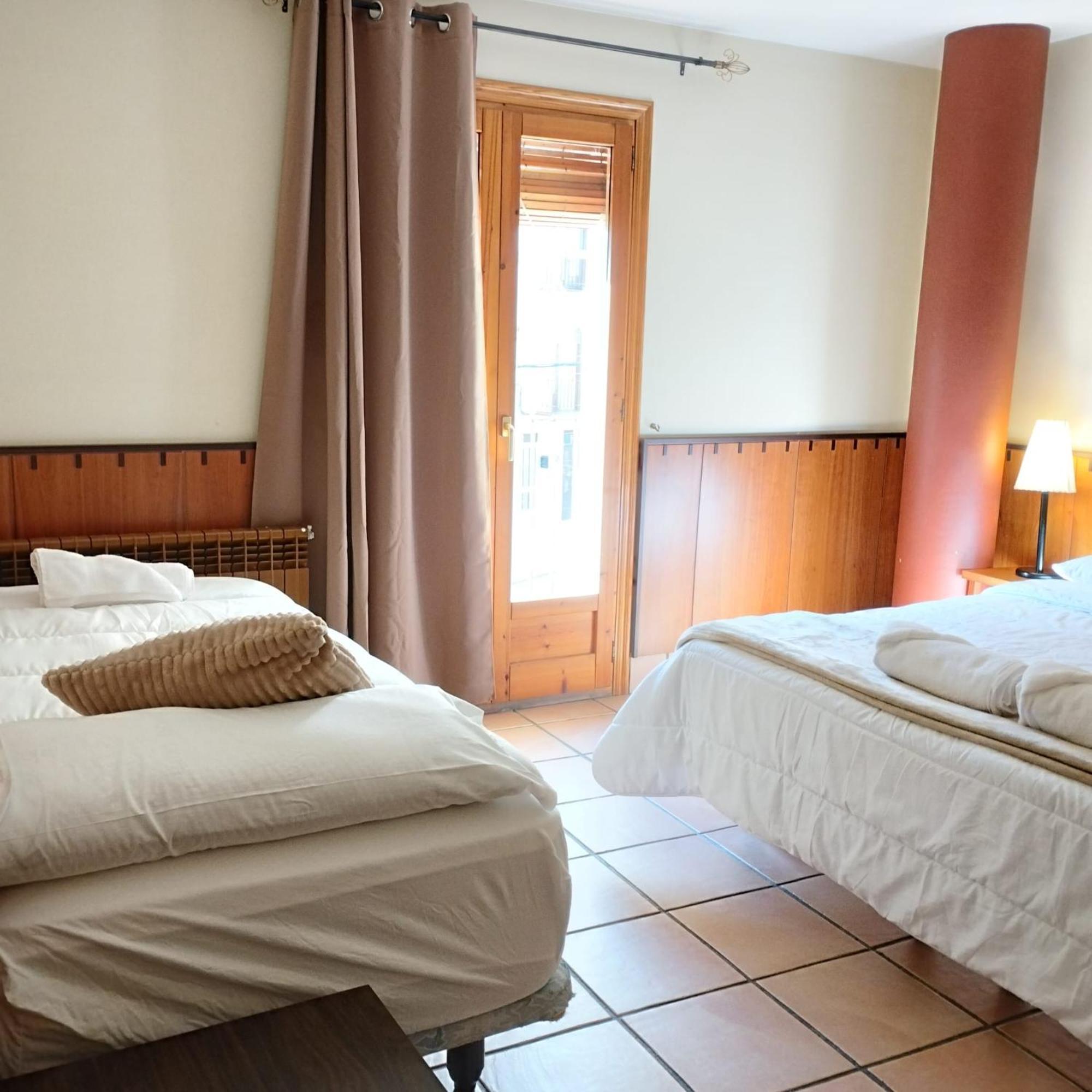 Hostal Tastavins Peñarroya de Tastavins Extérieur photo
