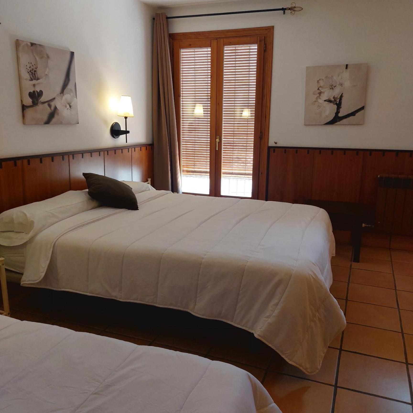 Hostal Tastavins Peñarroya de Tastavins Extérieur photo