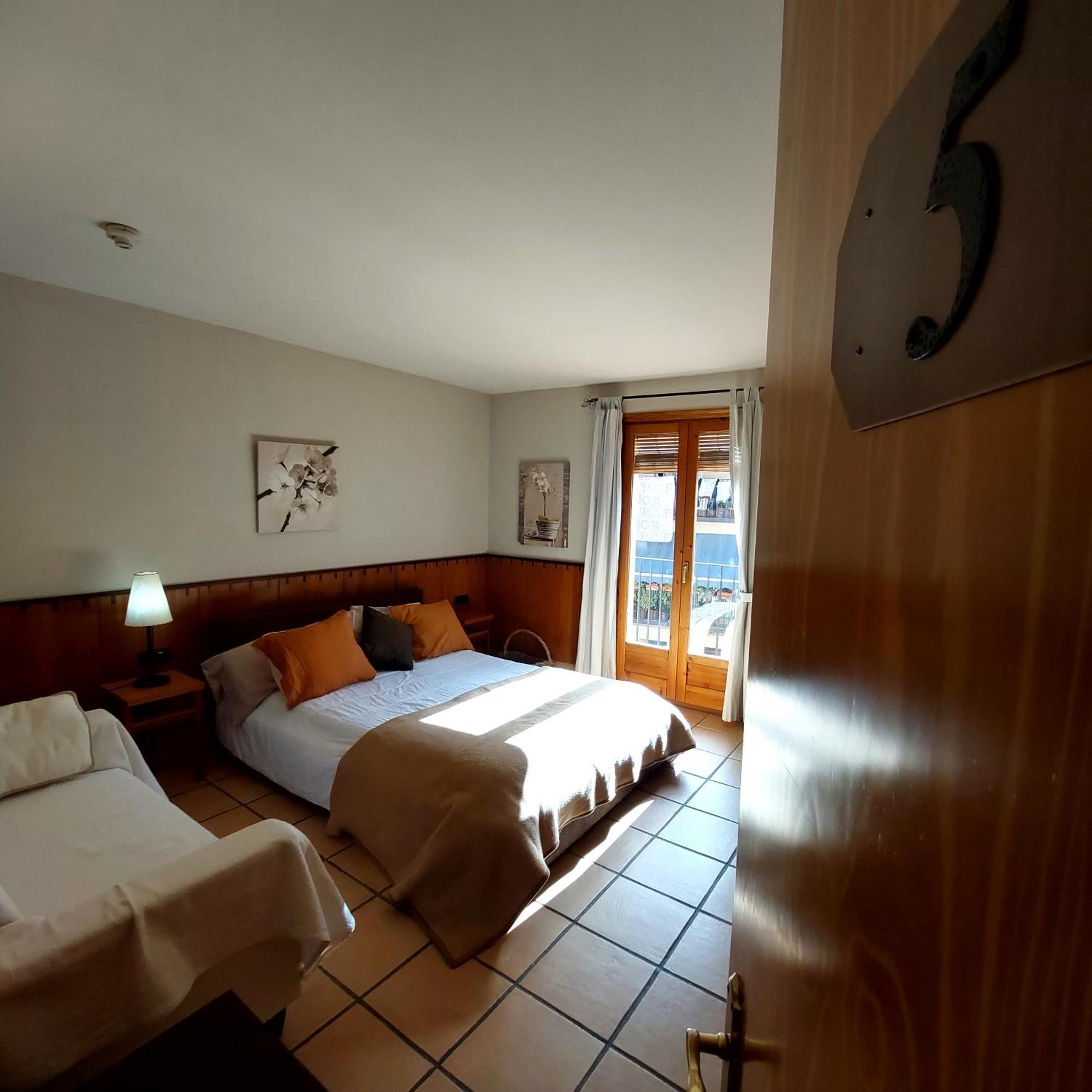 Hostal Tastavins Peñarroya de Tastavins Chambre photo